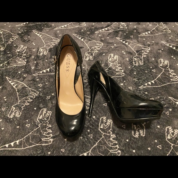 Guess black patent leather Mary Jane heels - Picture 3 of 4
